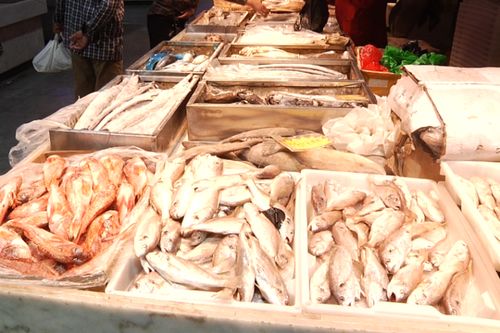 岱山县伏休期推出12种特价水产品，贝类产品成市场新宠